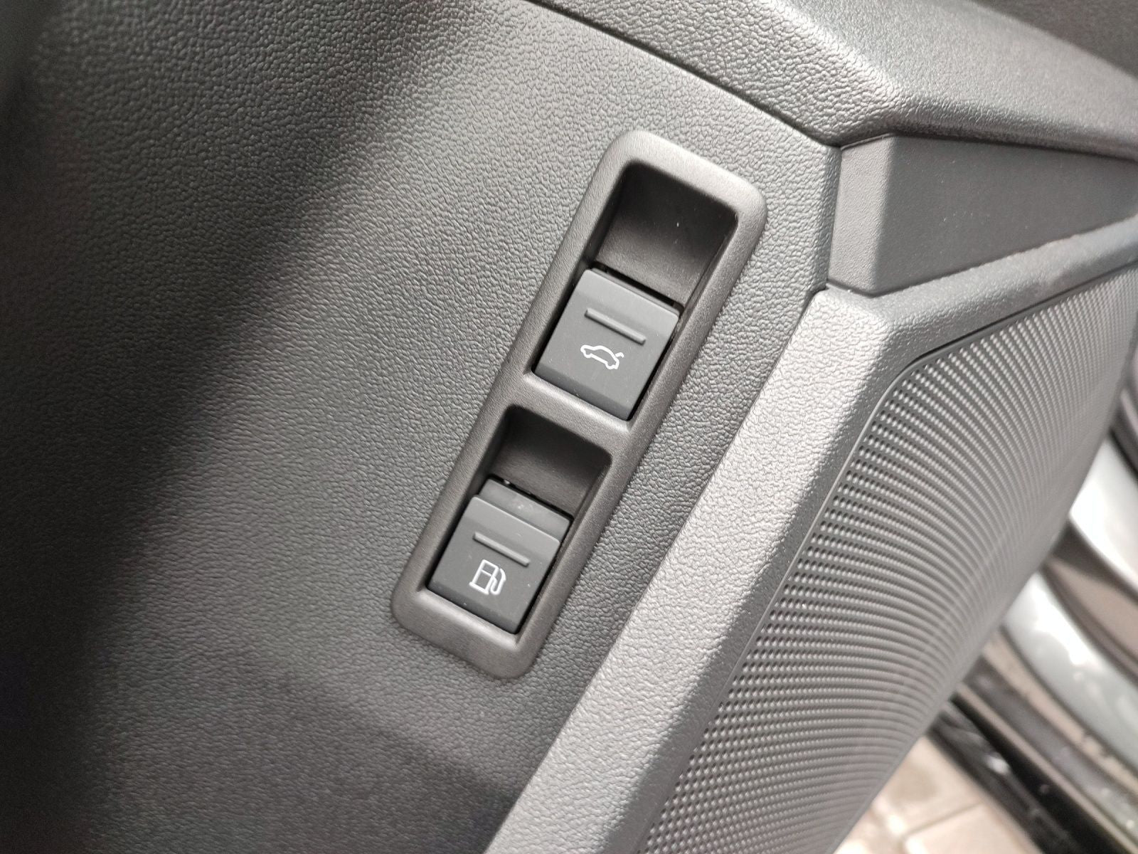 Audi A3 Sportback TFSI e S line - Samsaru's Car Outlet