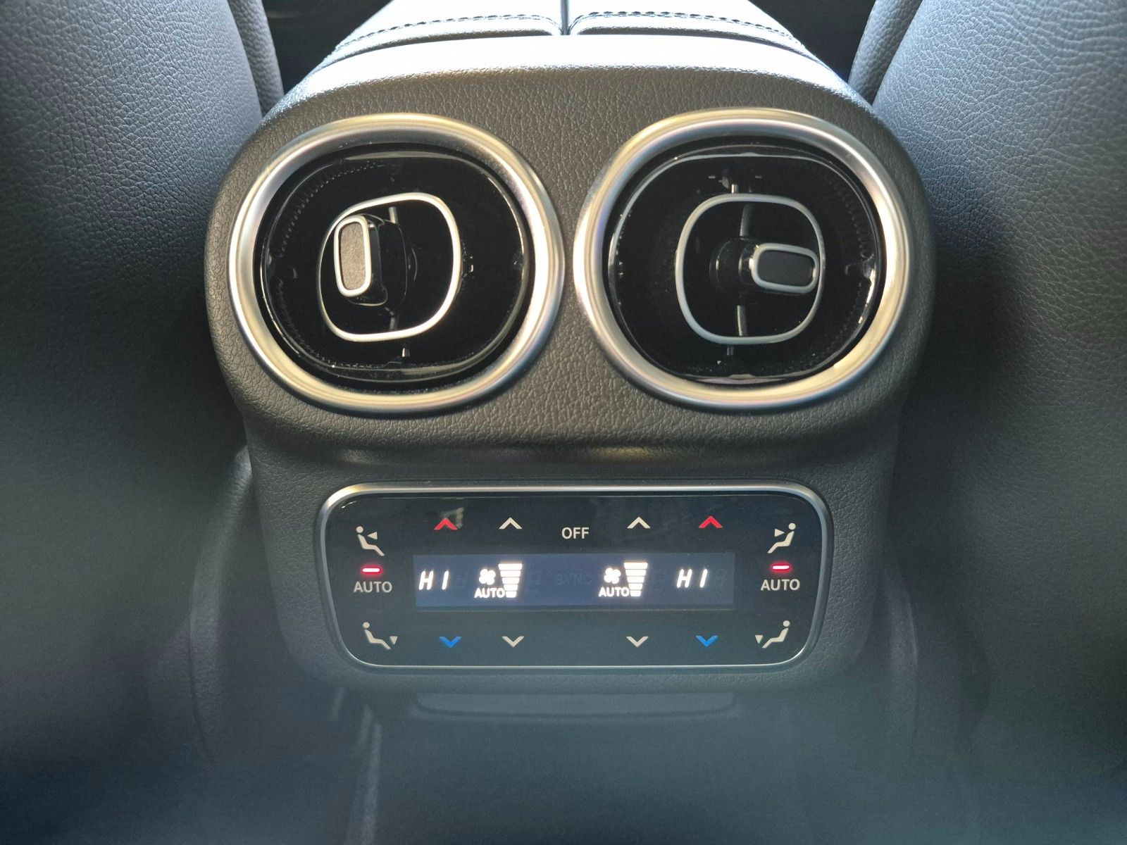 Mercedes-Benz GLC 450d AMG LINE TECHNIKPAKET LEDER PANO 360CAM