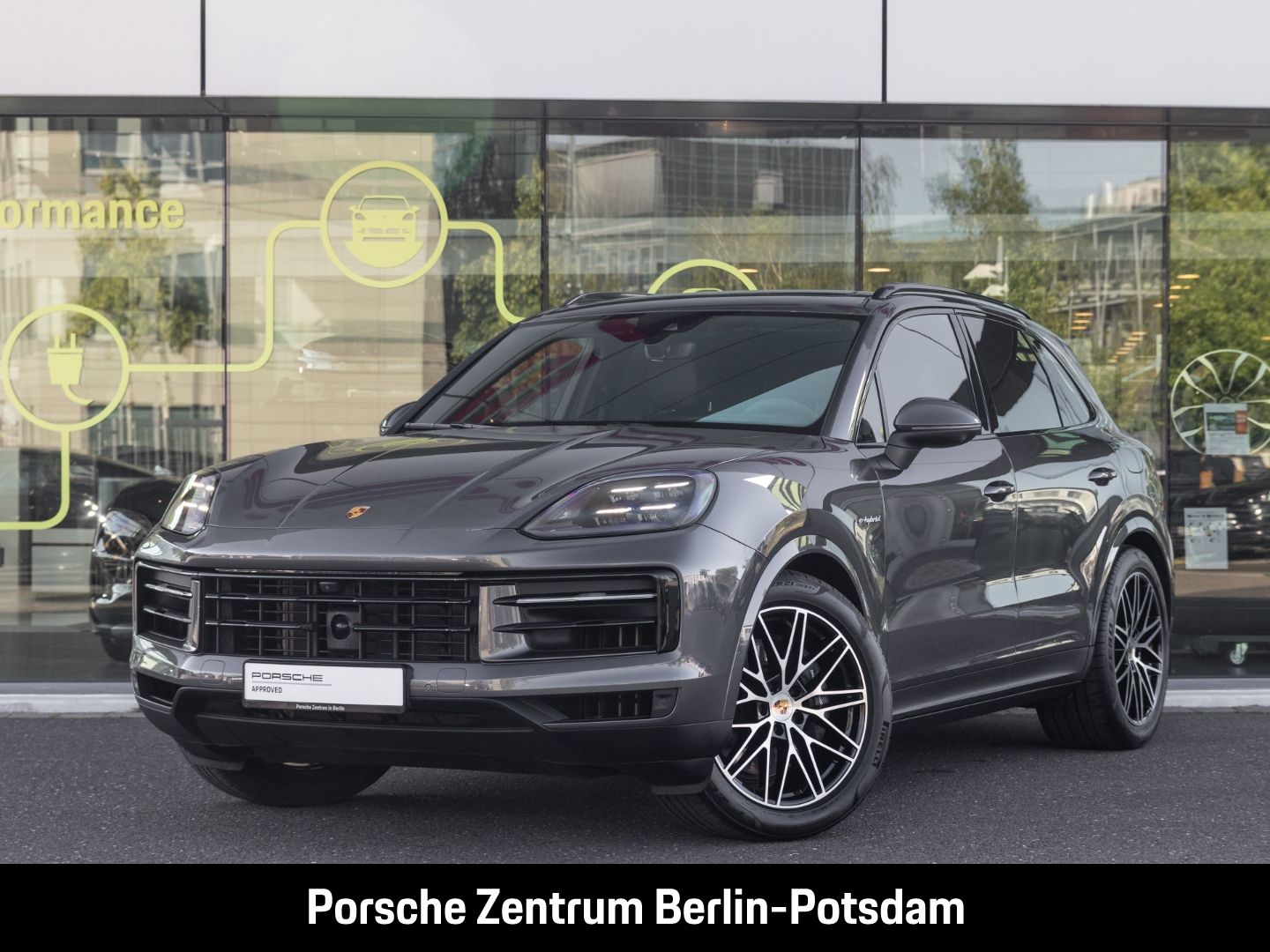 Porsche Cayenne E-Hybrid BOSE Luftfederung Panoramadach