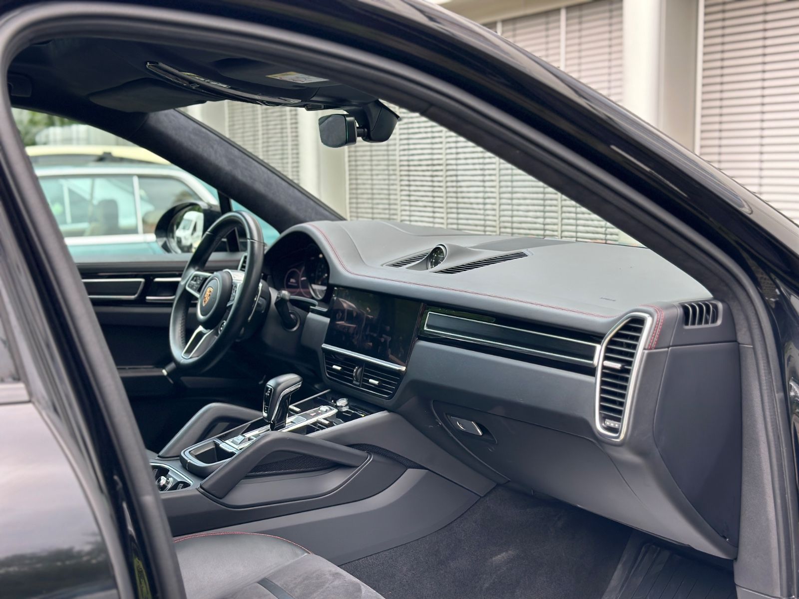 Porsche Cayenne GTS Coupe*Chrono*Pano*Luft*netto 71.849€