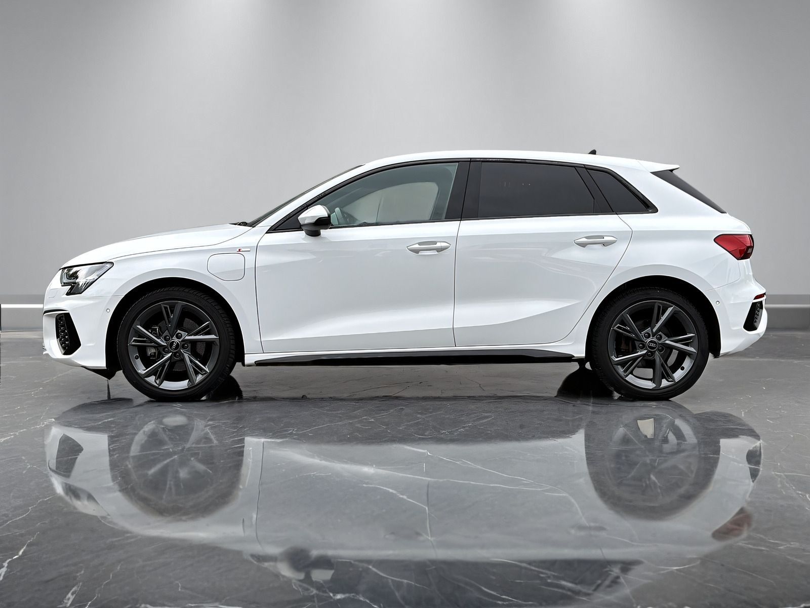 Audi A3 Sportback S line 40 TFSI e S-tronic +OPTIK+AC