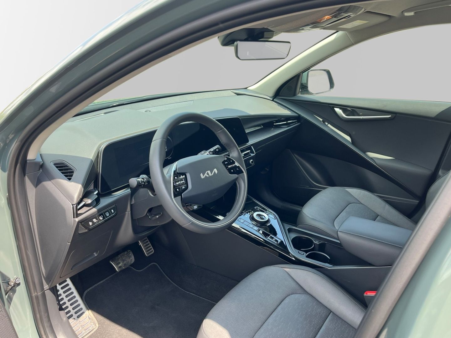 Kia Niro HEV Spirit 2WD - Samsaru's Car Outlet