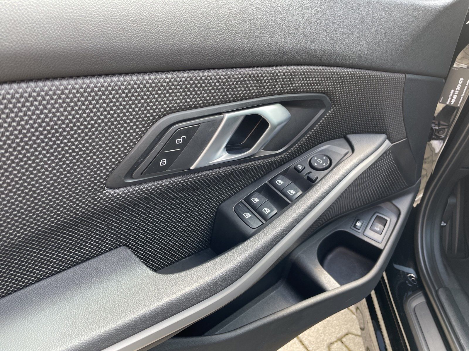 BMW 320e xDrive Touring - Samsaru's Car Outlet