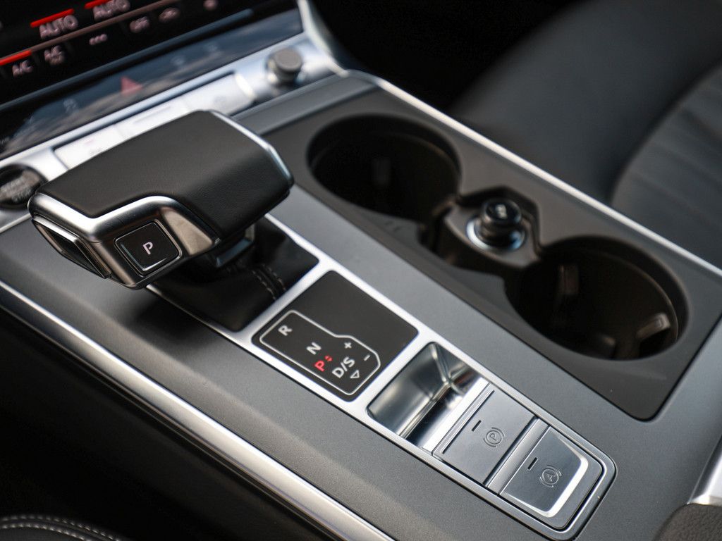 Audi A6 Avant S line 40 TDI S tronic ACC HUD 360° SHZ