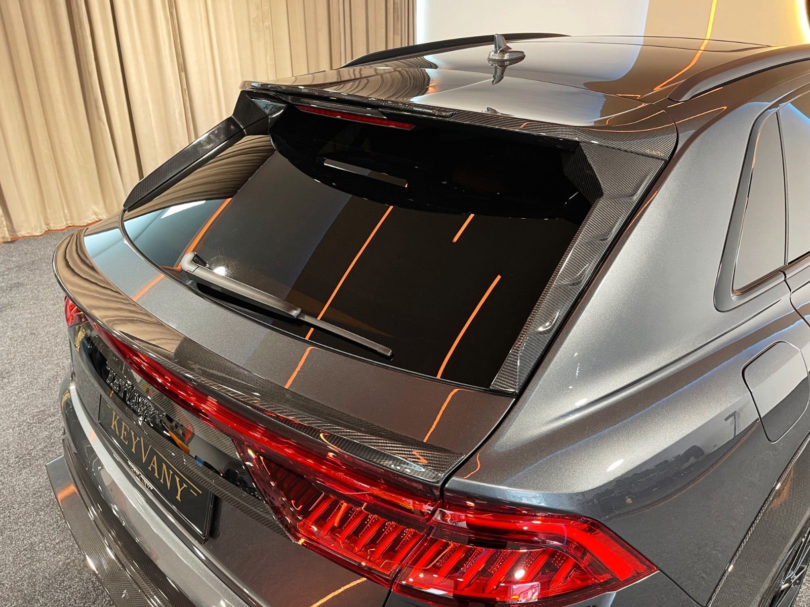 Audi RSQ8 KEYVANY CARBON/KERAMK/B&O/STAN.HZ/DYNMK.PLS