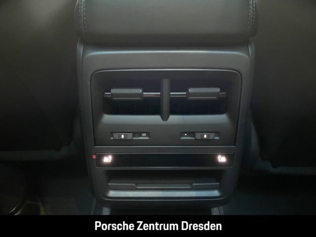 Porsche Macan - Samsaru's Car Outlet