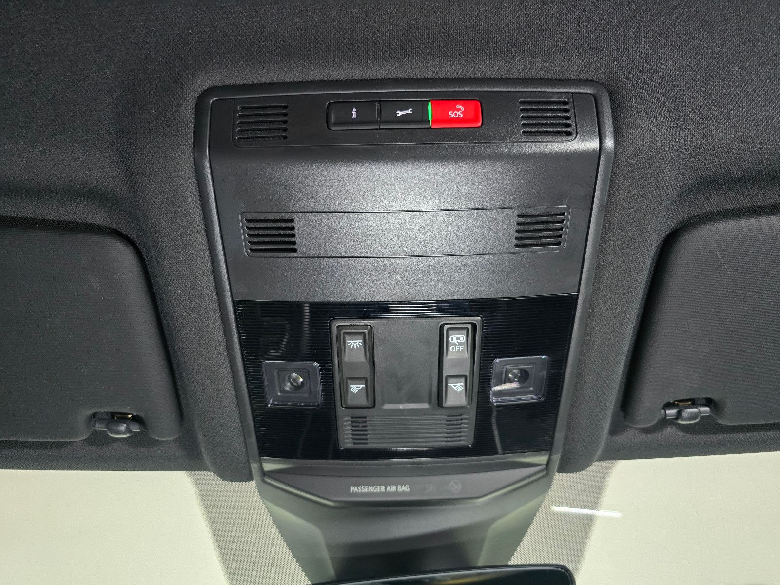 Volkswagen T-Roc R-Line Sport - Samsaru's Car Outlet