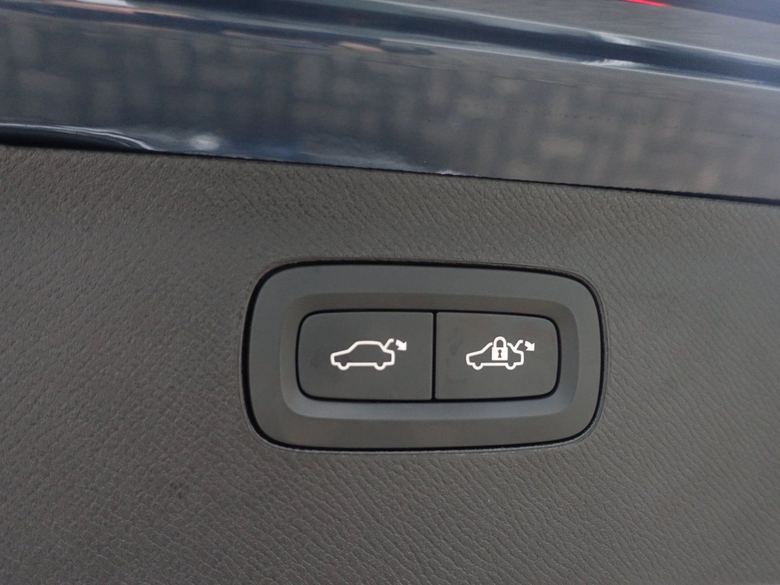 Volvo XC90 Ultra T8 AWD/B&W/FourC/AHK/Pano/360°/HeadUP