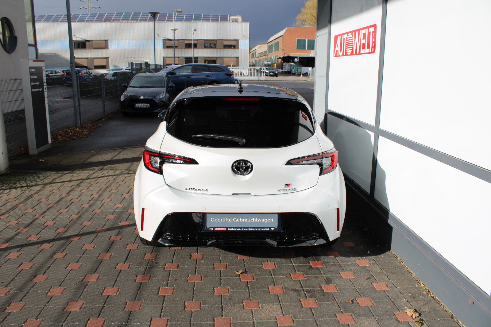 Toyota Corolla 1,8 Hybrid GR Sport, Navi