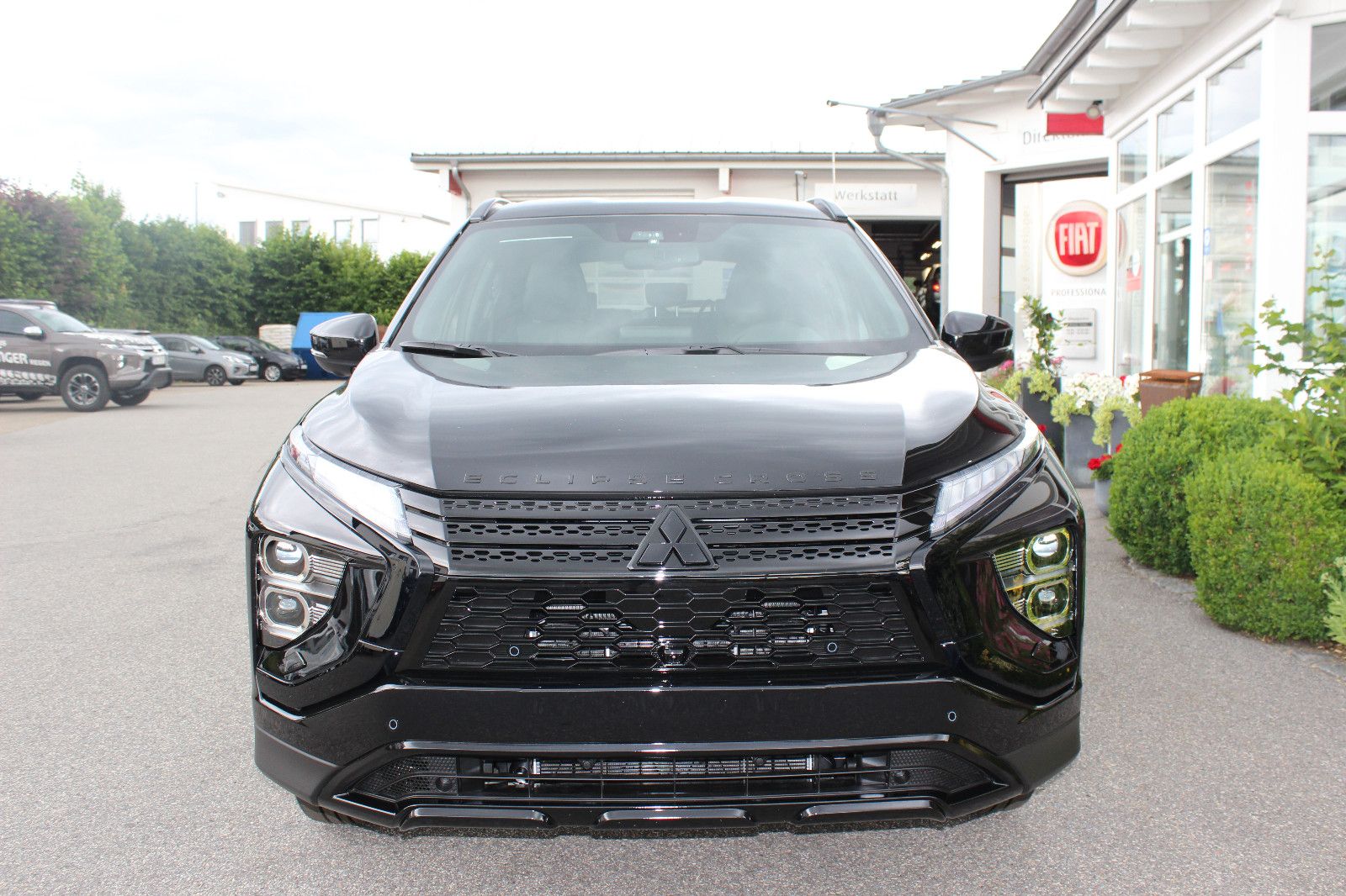 Mitsubishi Eclipse Cross PLUG-IN HYBRID 4WD Select Black