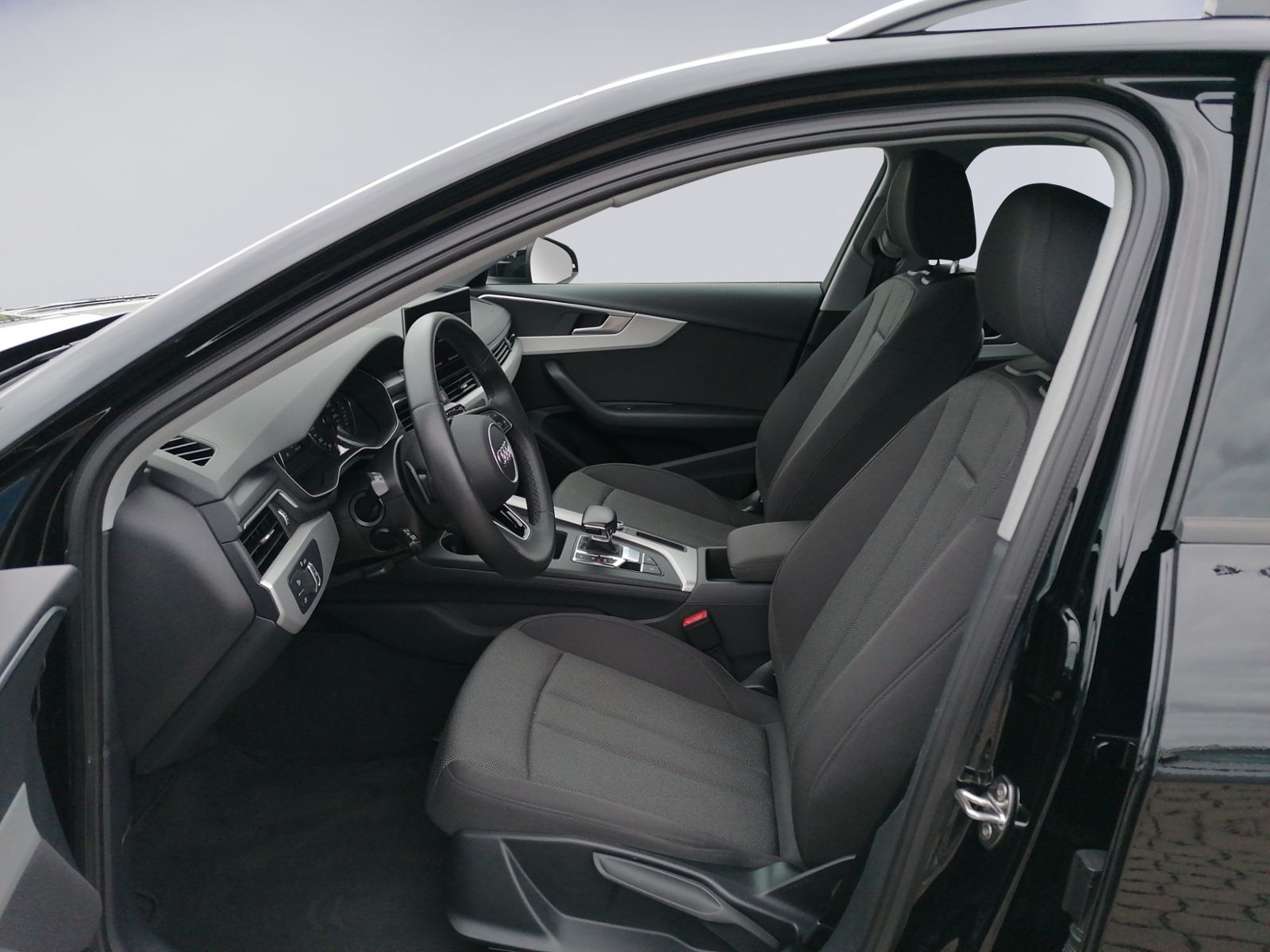 Audi A4 allroad quattro 2. 0 TFSI S tronic NAVI+AHK