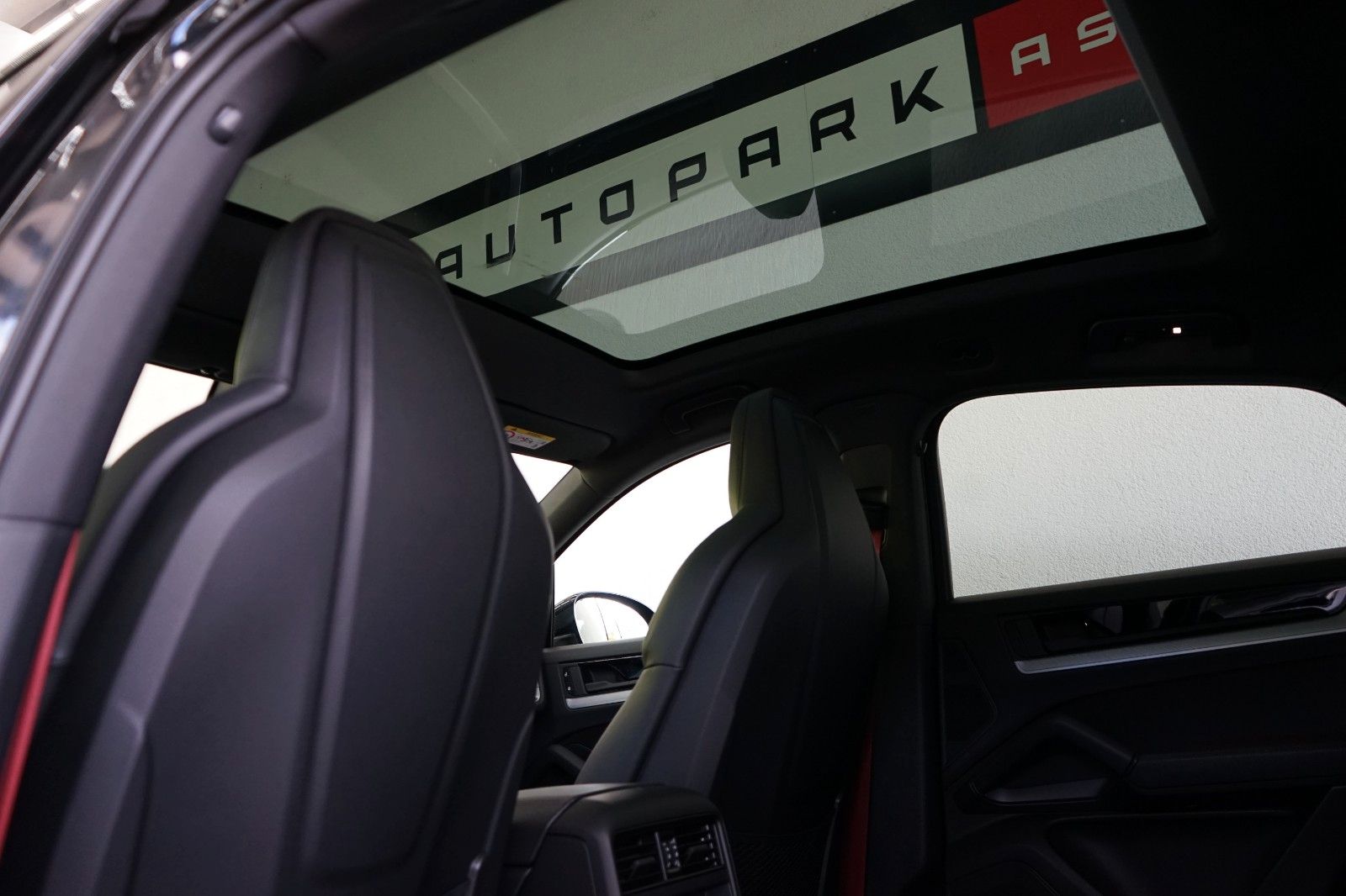 Porsche Cayenne Coupe 2025/LUFT/P-DISPLAY/ACC/360CAM/22z