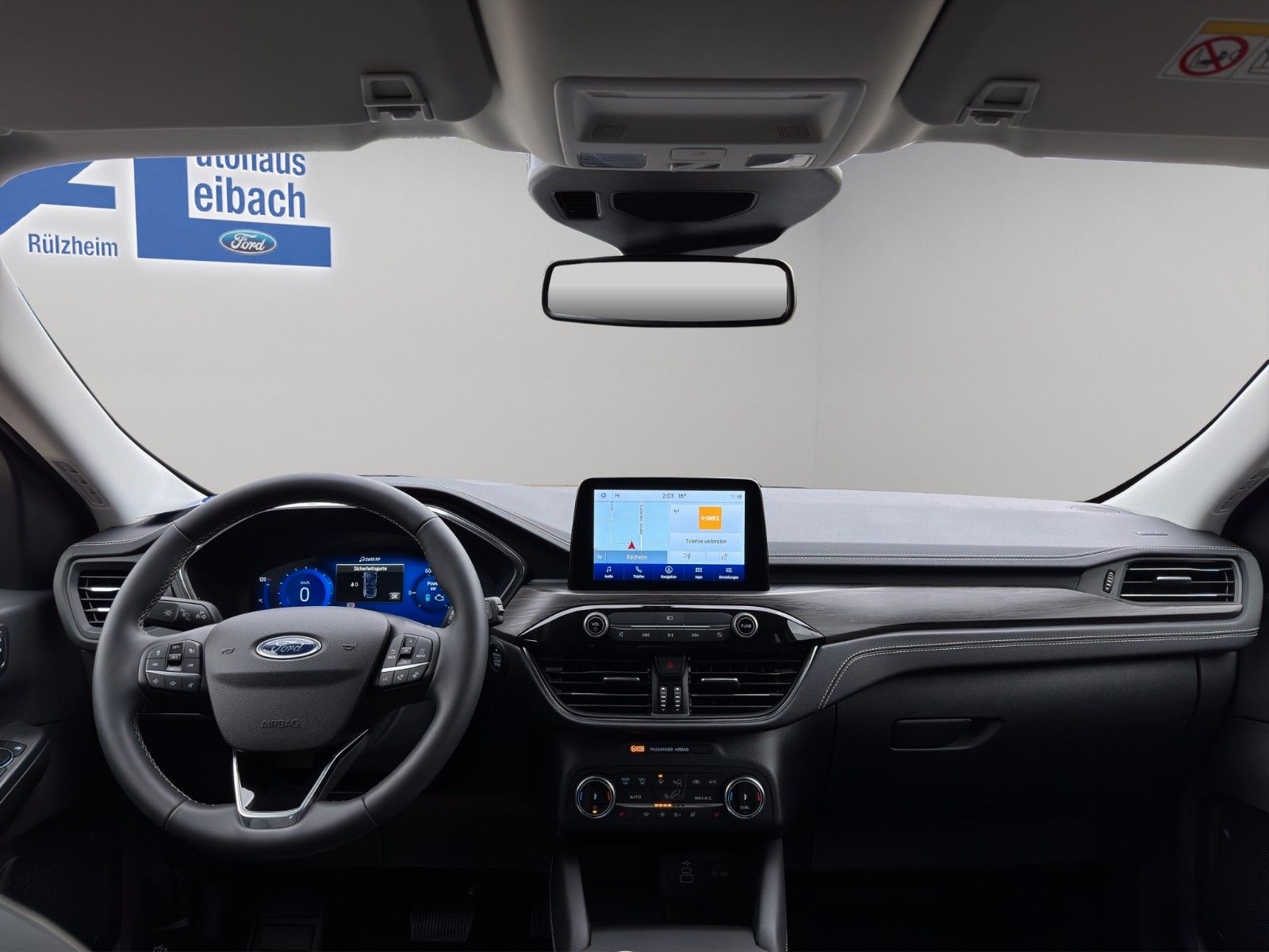 Ford Kuga Plug-In Hybrid Vignale - Samsaru's Car Outlet