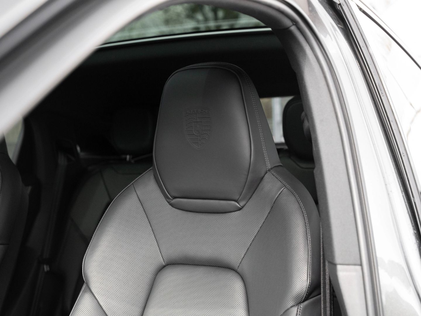 Porsche Cayenne S Coupe HeadUp InnoDrive Beifahrerdispla