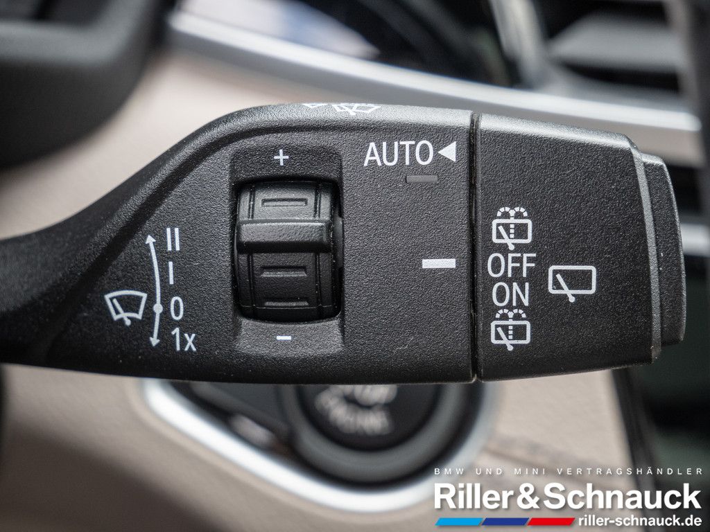 BMW X1 xDrive 20d - Samsaru's Car Outlet