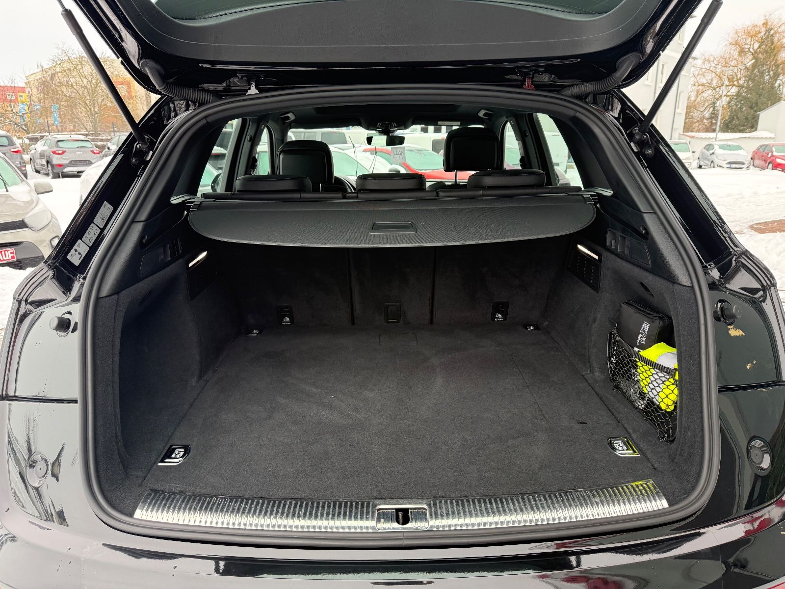 Audi Q5 50 TFSI e quattro S-Line Leder LED Automatik