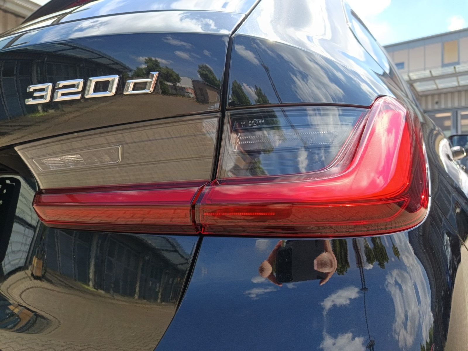 BMW 320d xDrive Touring+M SPORTPAKET+19"ALU+LIVE COC