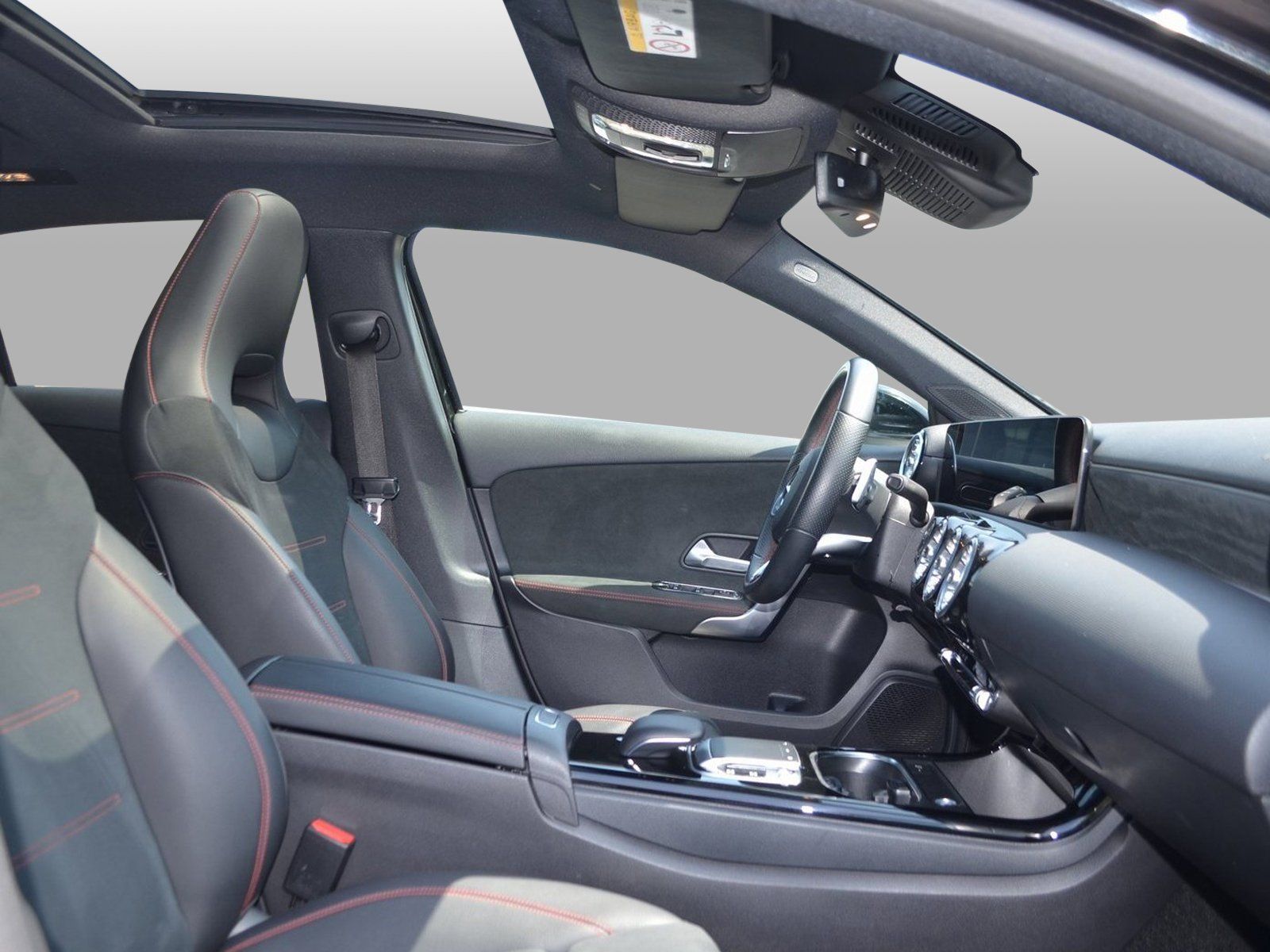 Mercedes-Benz 4MATIC Kompaktlim - Samsaru's Car Outlet