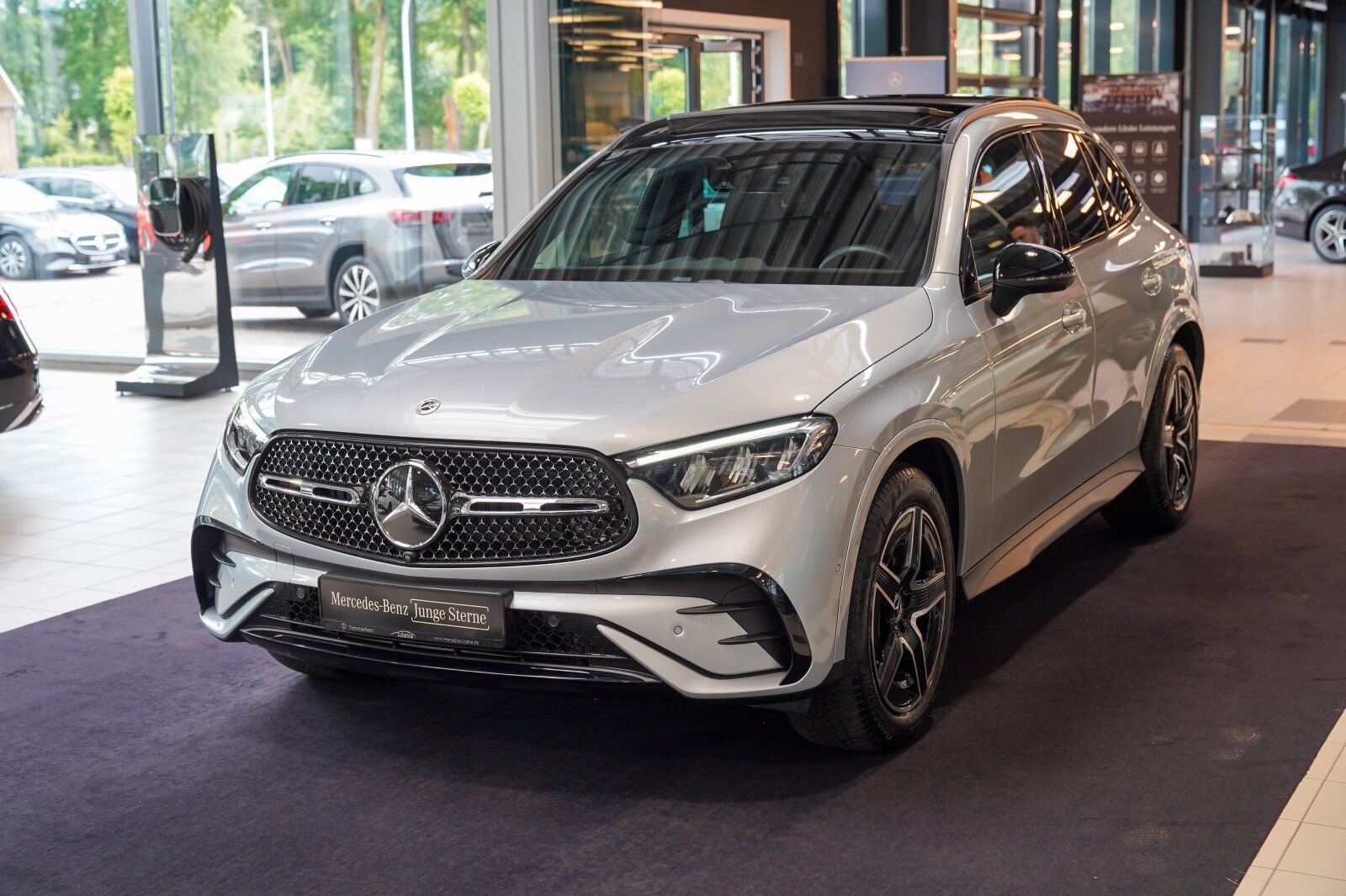 Mercedes-Benz GLC 300 d 4M AMG Line Night Pano DISTRONIC AHK