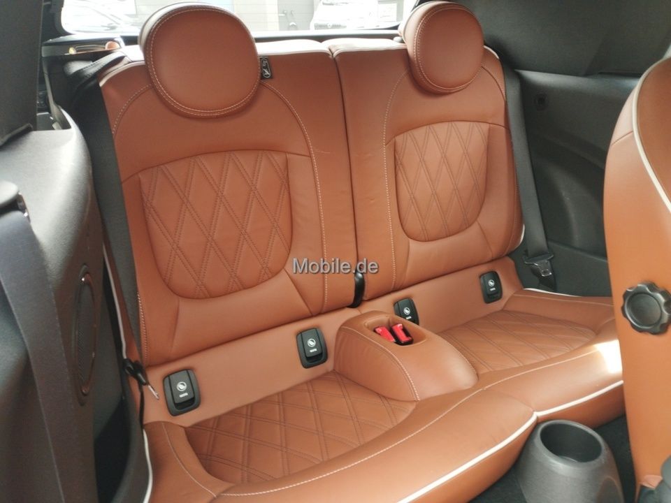 MINI JCW Cabrio - Samsaru's Car Outlet
