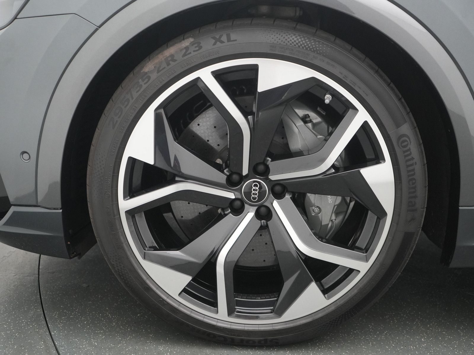 Audi RS Q8 305KM/H AHK KERAMIK LUFT DYNAMIK PLUS