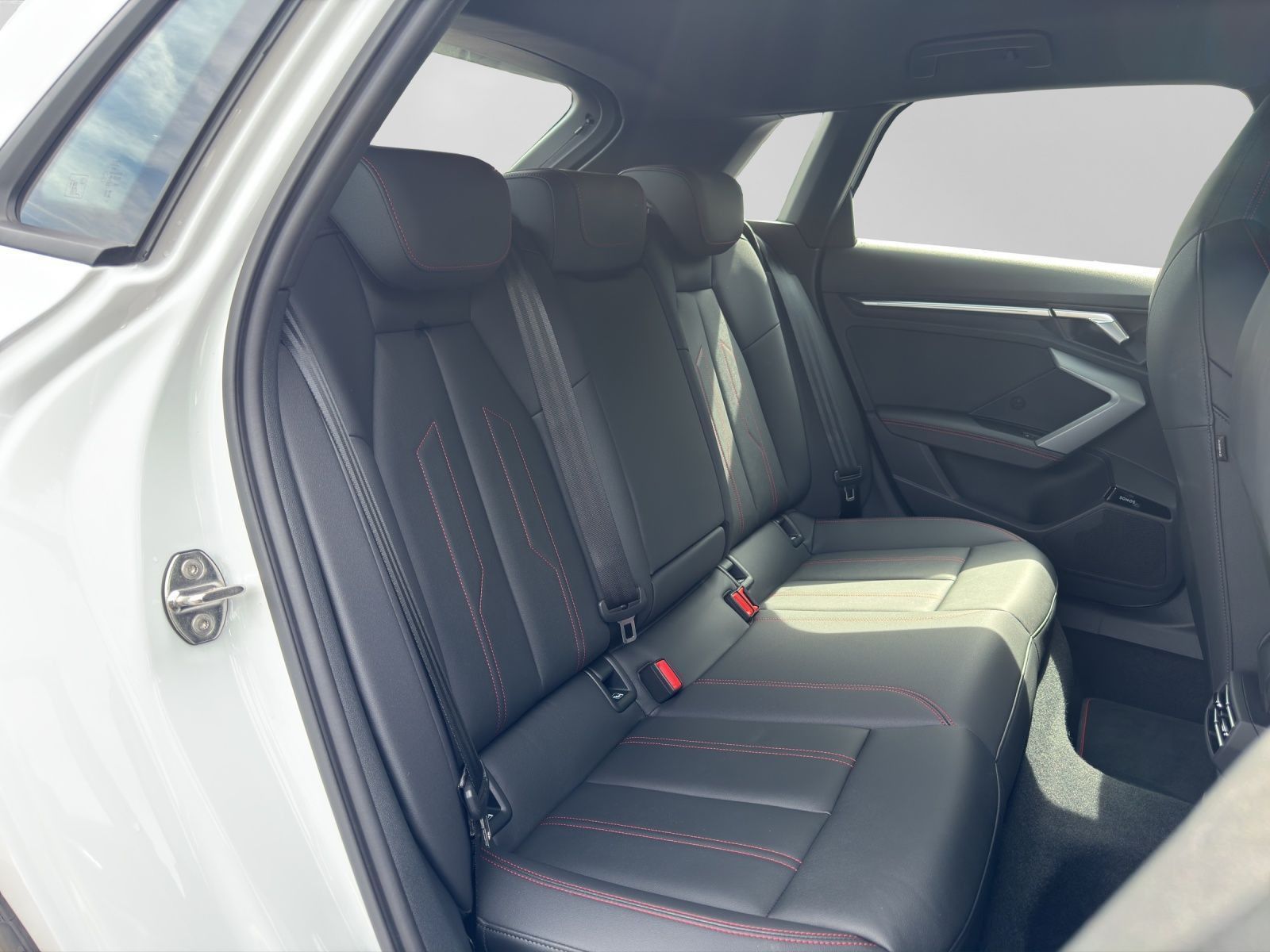Audi A3 Sportback 40 TFSIe 2x S LINE LEDER SONOS AHK