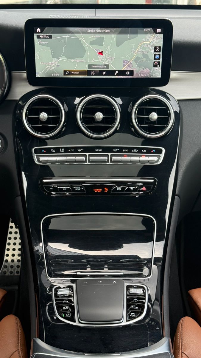 Mercedes-Benz GLC 400d 4M 2x AMG LEDER+GSHD+COMAND+ACC+VIRTUAL