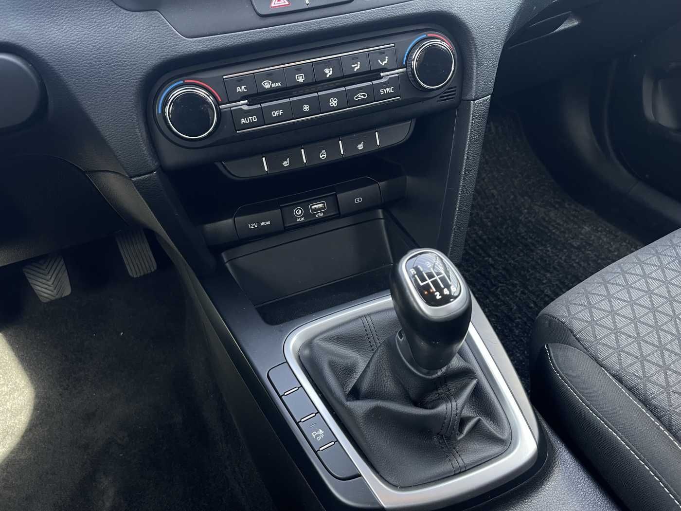 Kia Ceed 1.4 Vision - Samsaru's Car Outlet