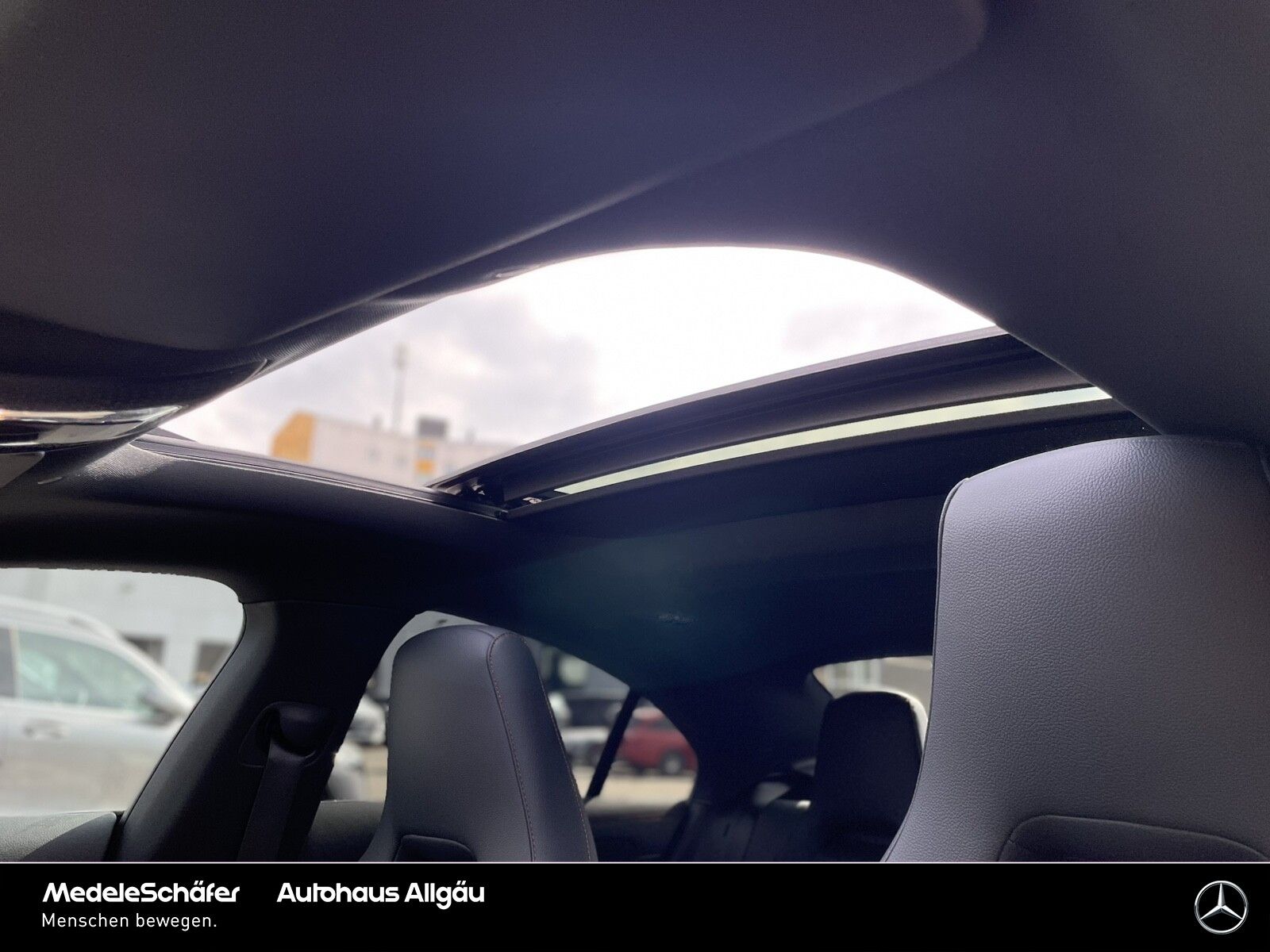 Mercedes-Benz CLA 35 AMG 4M - Samsaru's Car Outlet