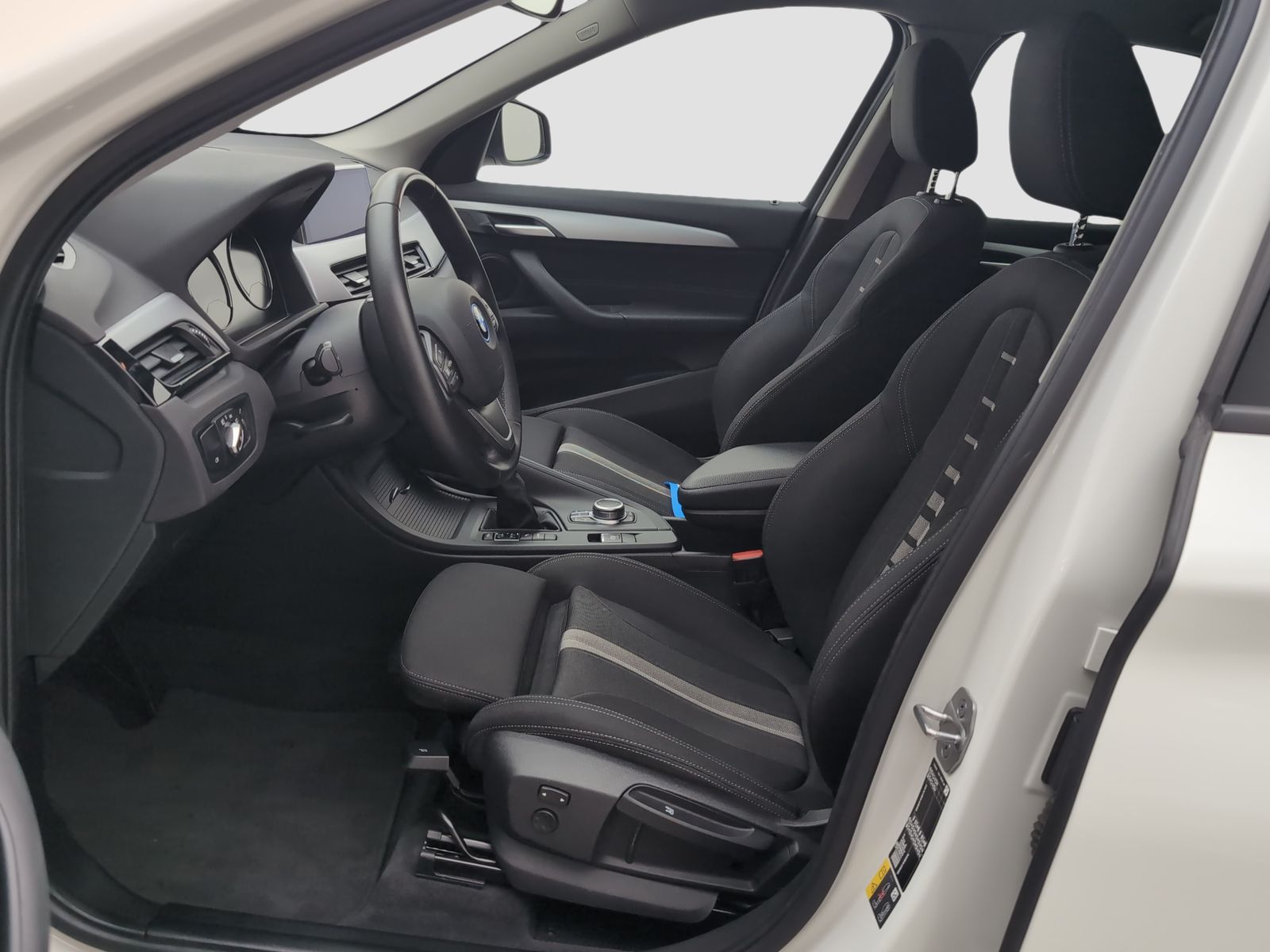 BMW X1 xDrive25e - Samsaru's Car Outlet
