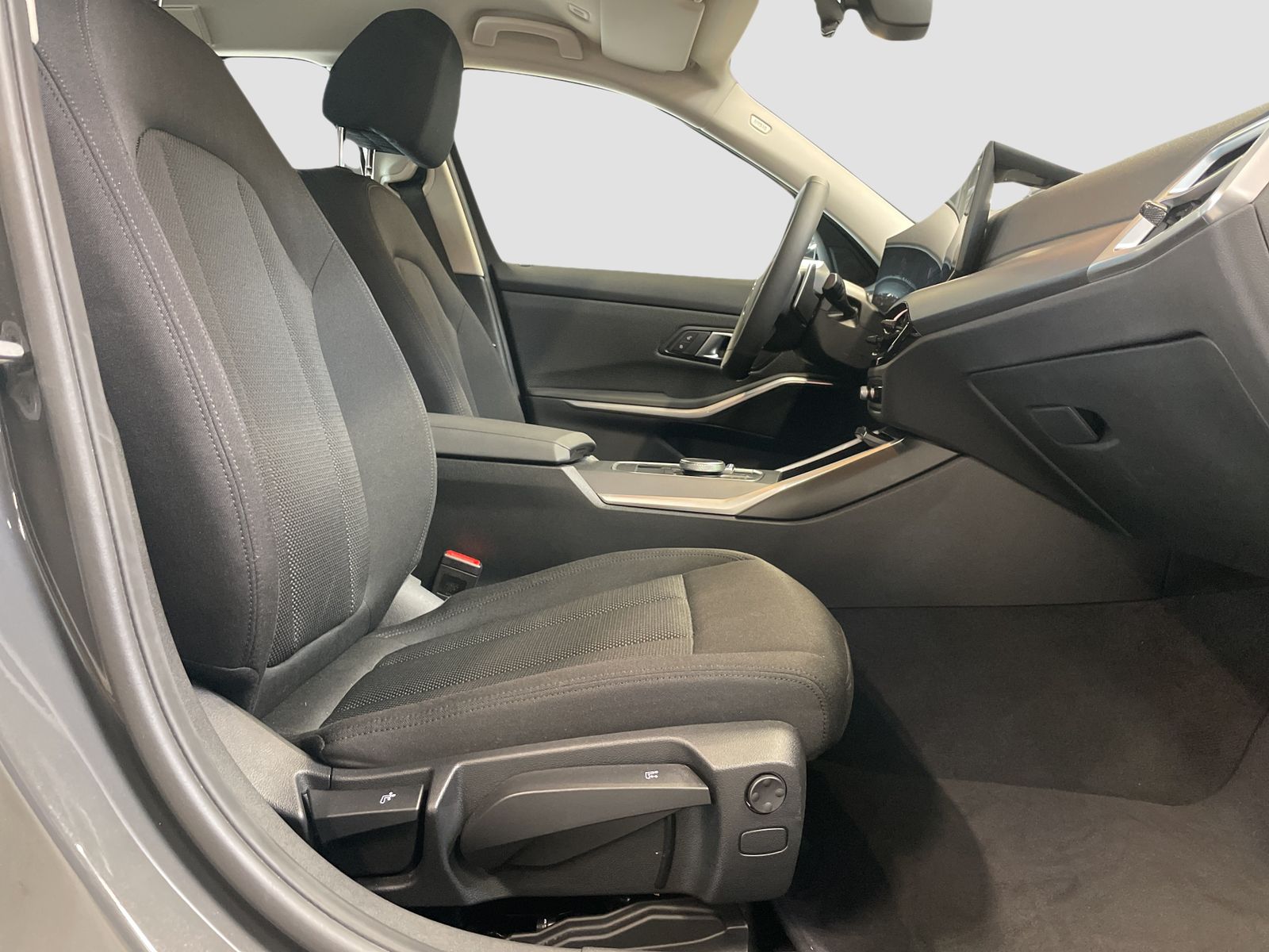 BMW 318d Touring AHK Driv.Assist.Prof Kamera HiFi