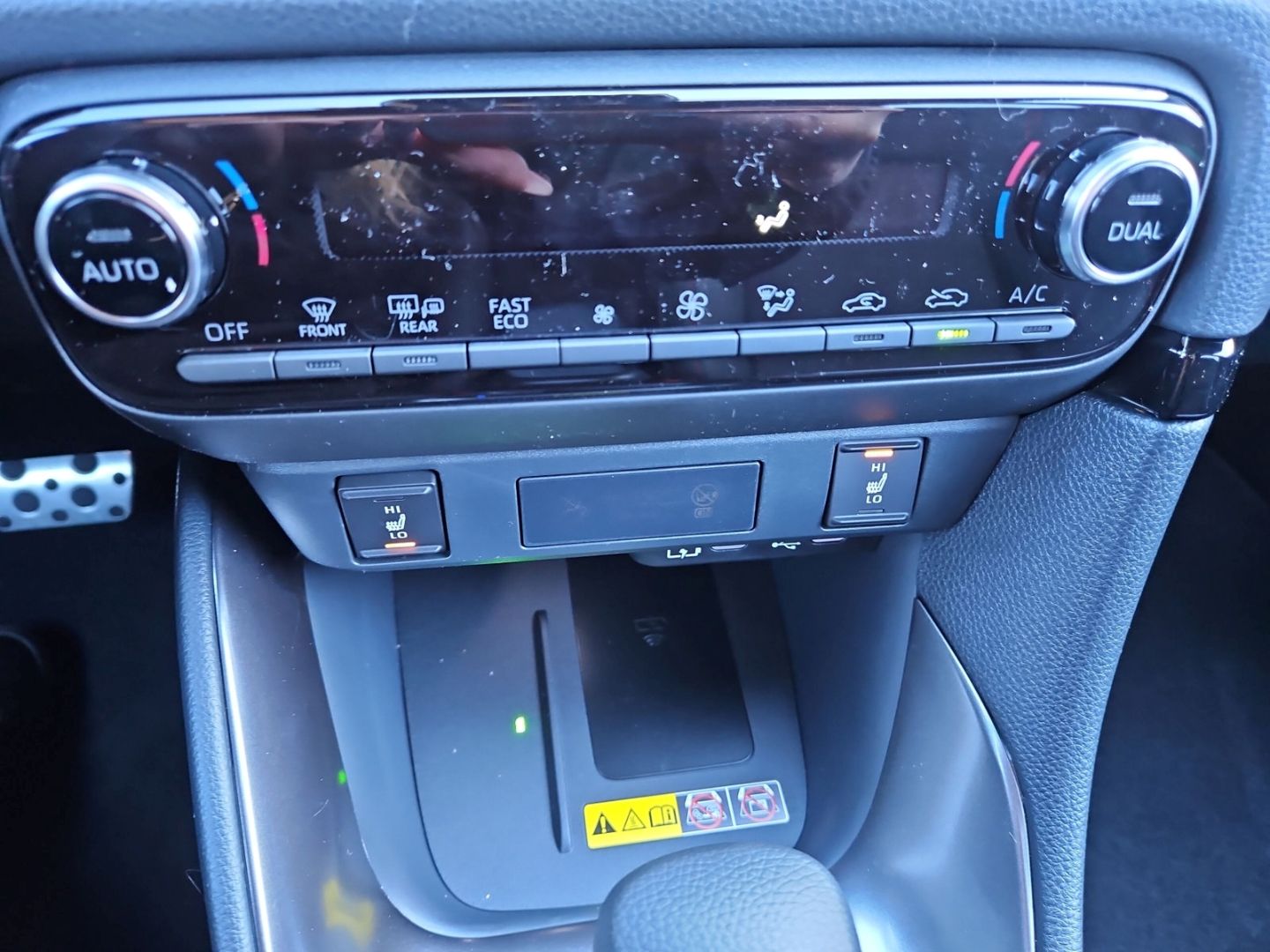 Toyota Yaris Hybrid GR Sport 1.5 Dual-VVT-iE EU6e, SHZ