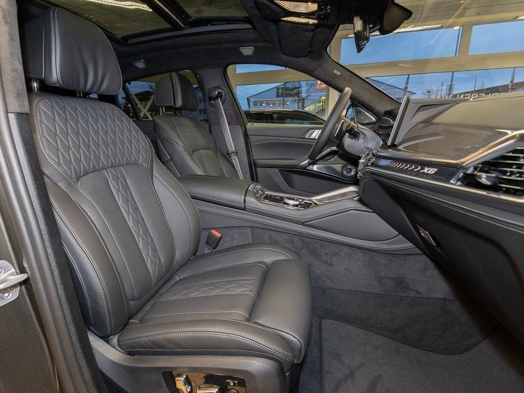 BMW X6 xDrive40d MSportPro PANO AHK SHZ PAProf 22"