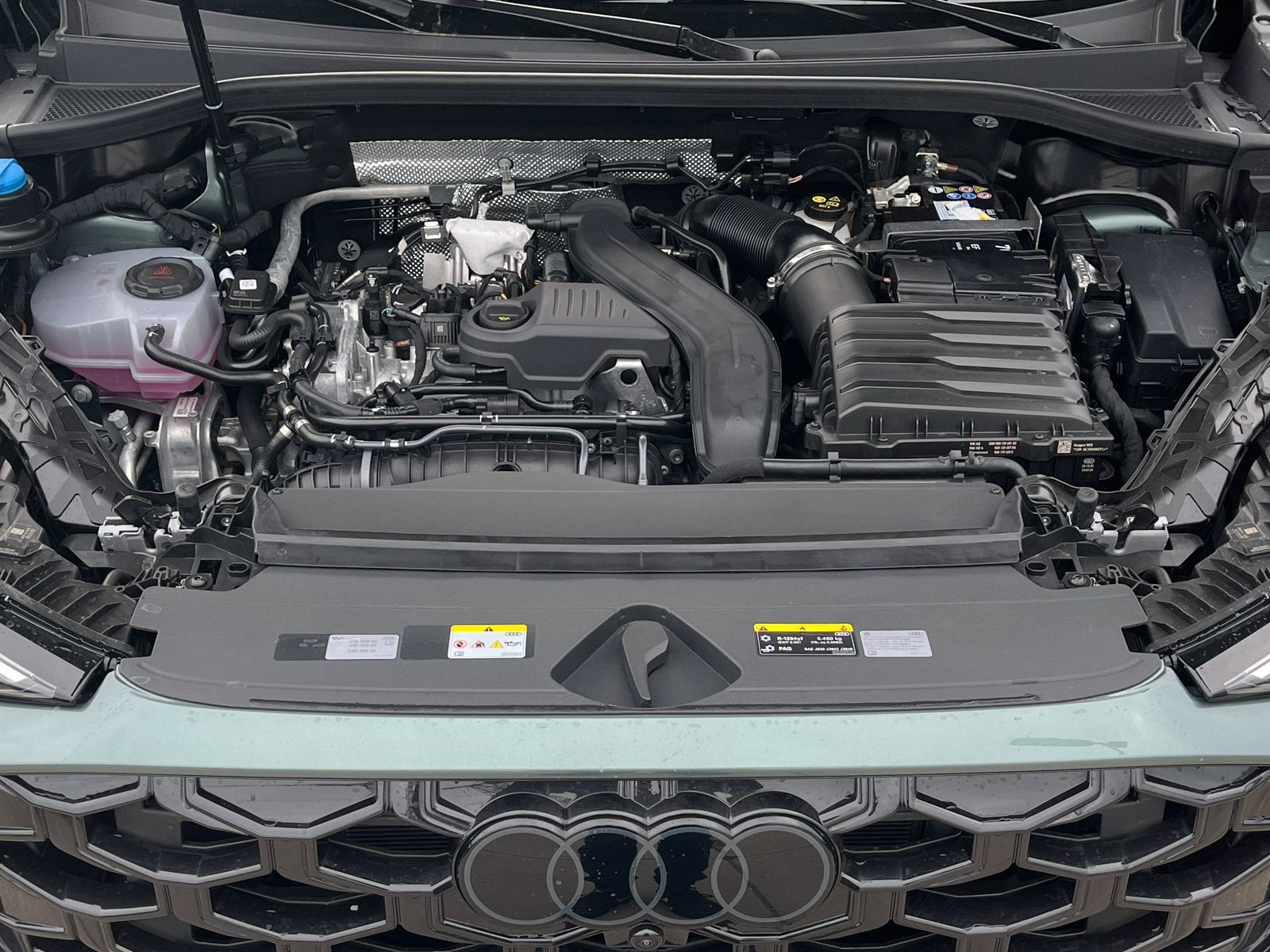 Audi Q3 TFSI 110 kW S tronic S line AHK Matrix OLED P