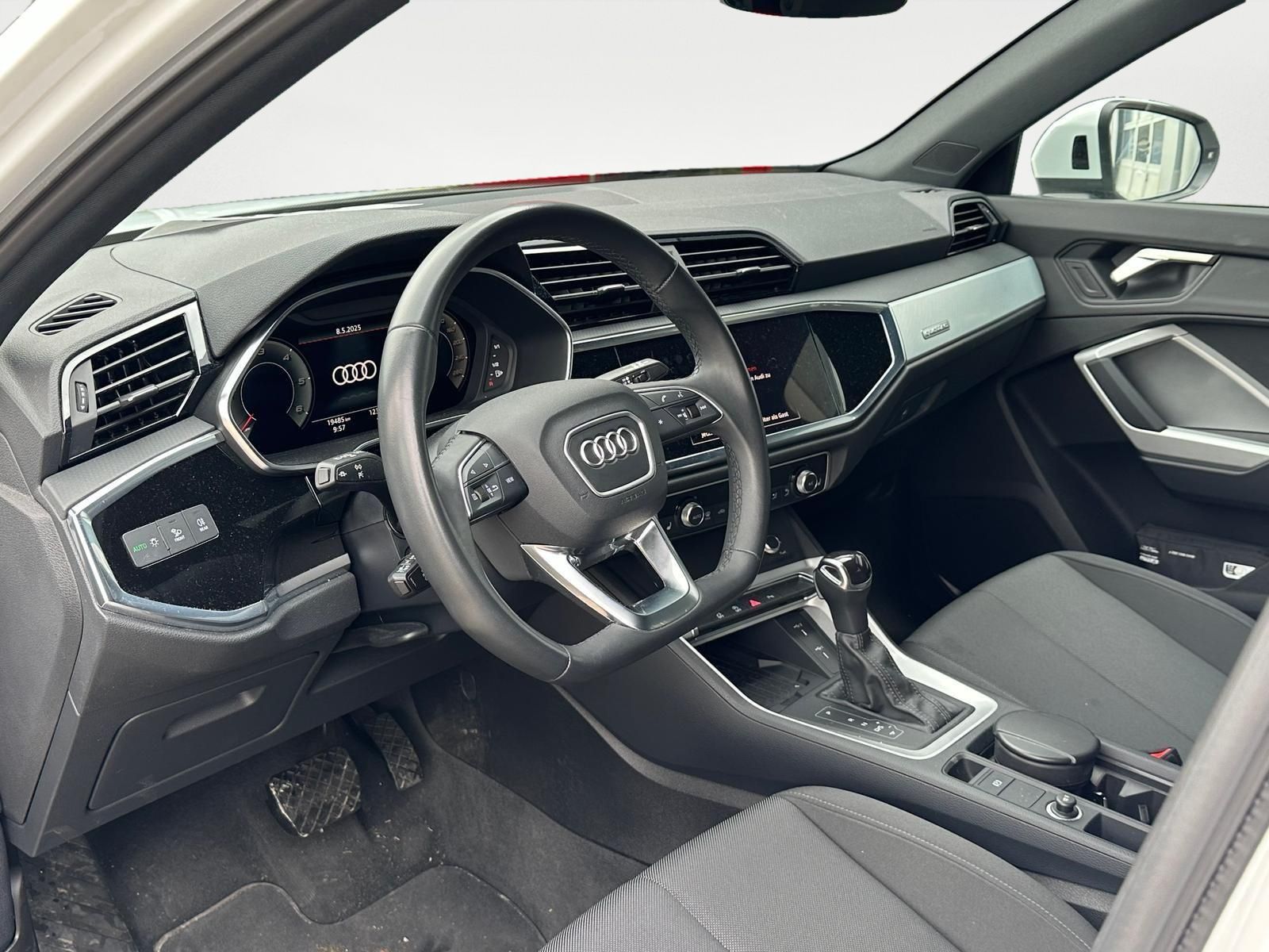 Audi Q3 40 TDI quattro - Samsaru's Car Outlet