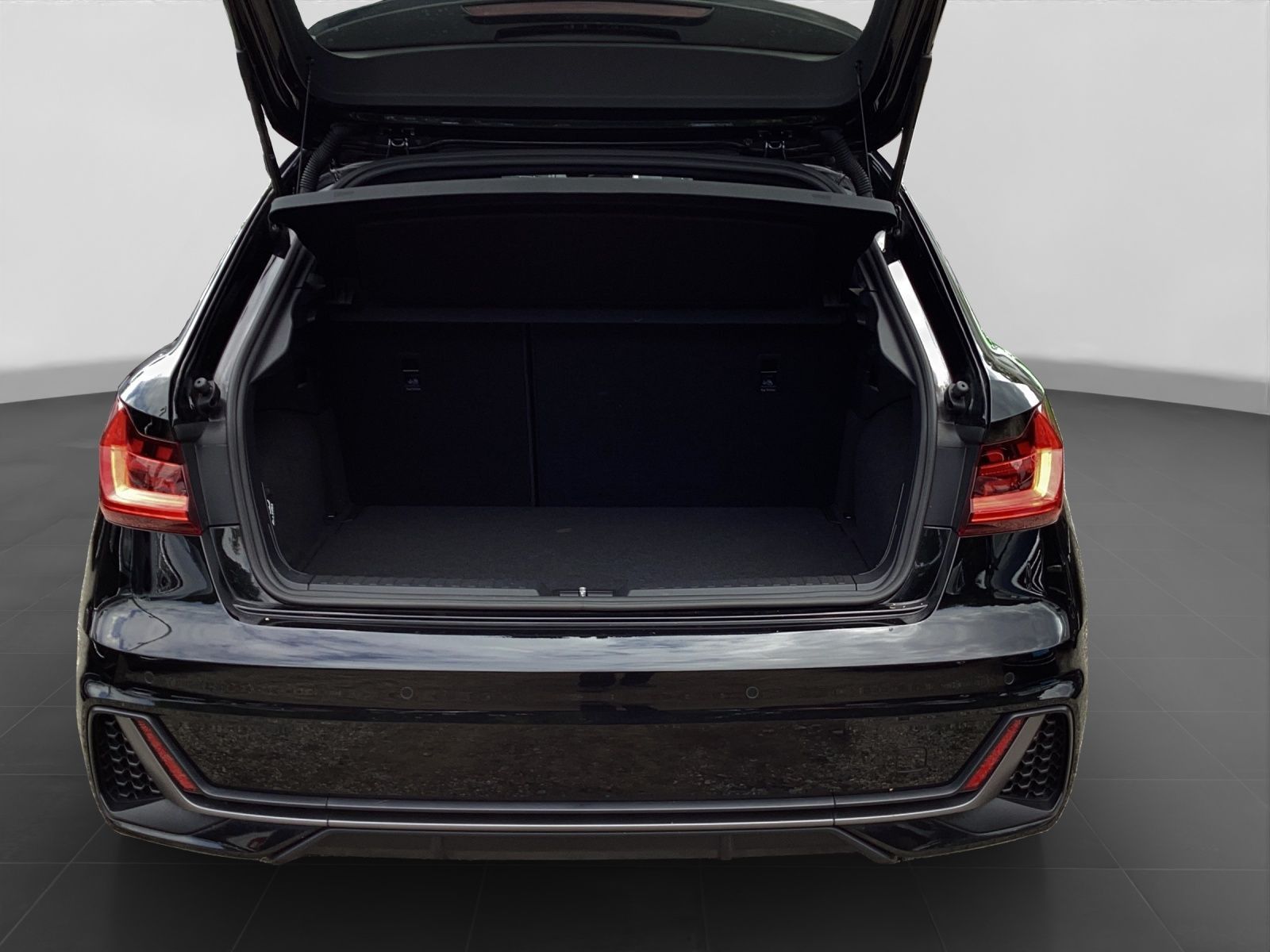 Audi A1 Sportback 30 TFSI 2x S LINE - Samsaru's Car Outlet