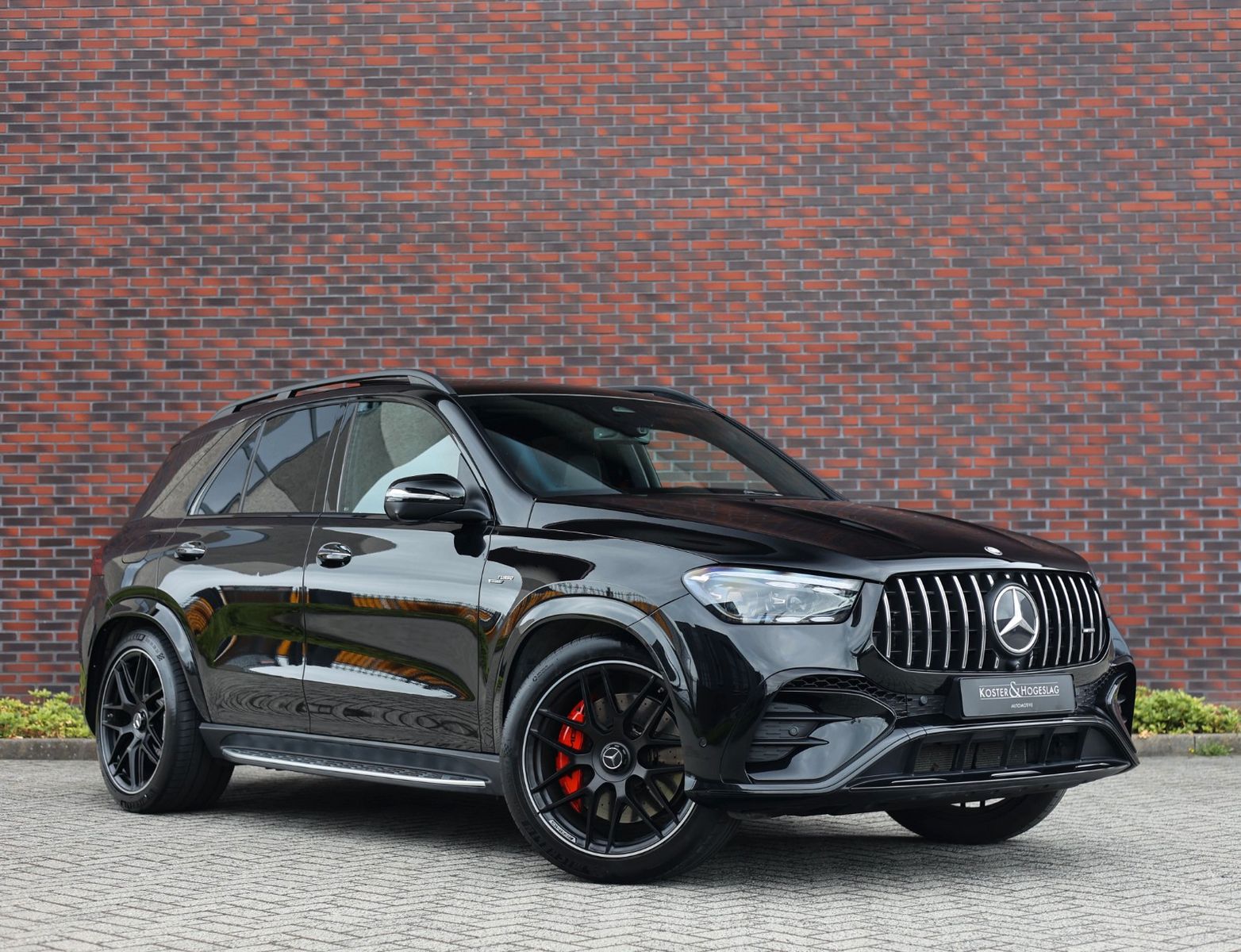 Mercedes-Benz GLE 53 AMG Hybrid | Pano - AHK - Burmester