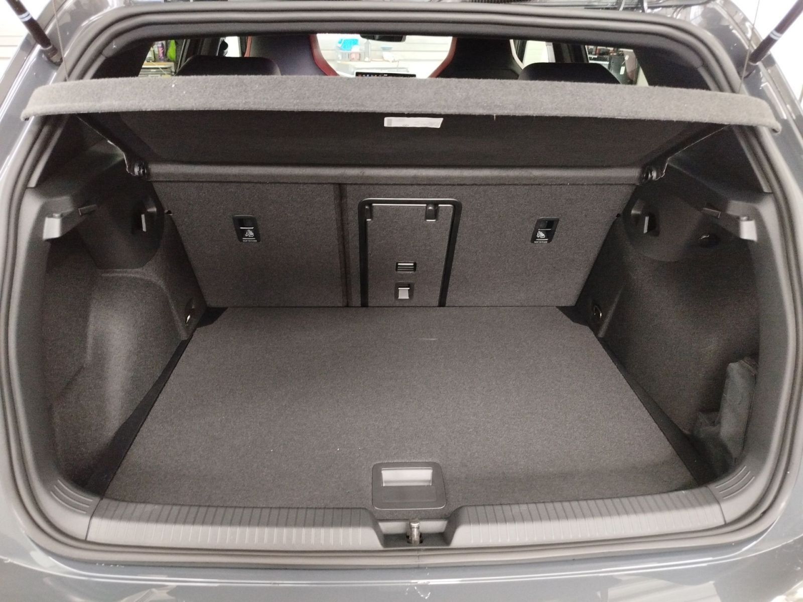 Volkswagen Golf VIII GTI 2,0 l TSI OPF 195 kW (265 PS)  DSG