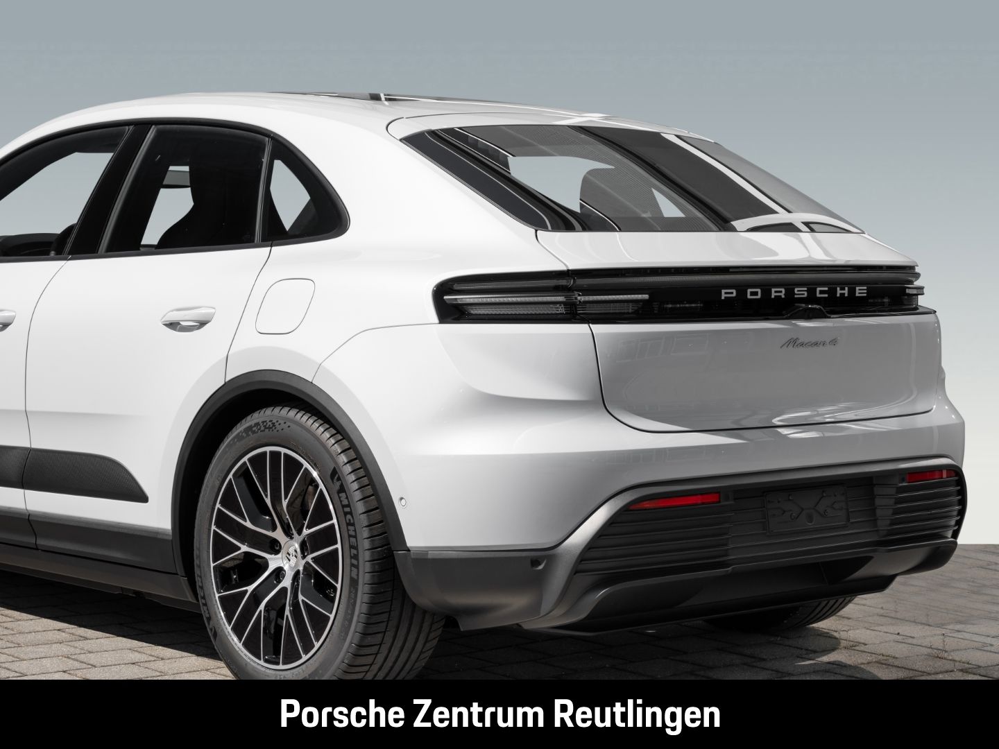 Porsche Macan 4 BOSE Luftfederung Panorama Surround-View