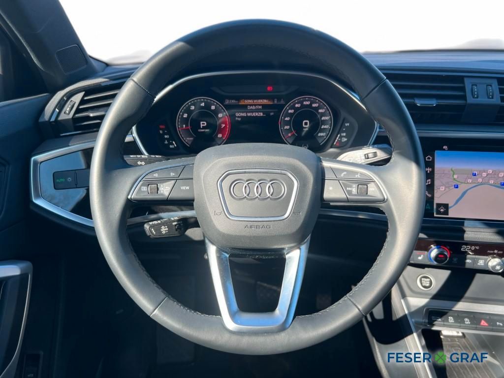 Audi Q3 40 TFSI qu. S tronic - Samsaru's Car Outlet