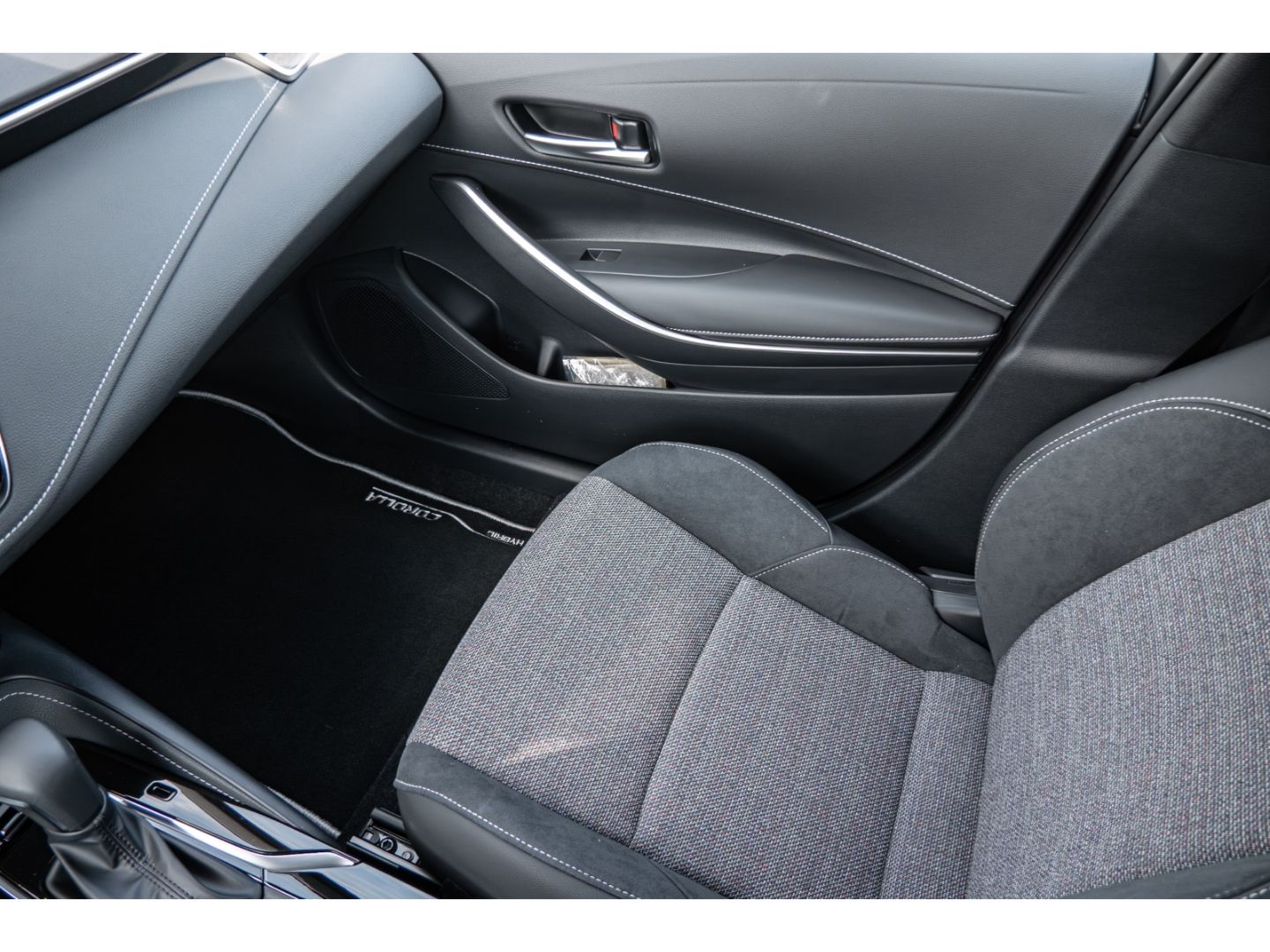 Toyota Corolla Touring Sports Voll-Hybrid Teamplayer AT