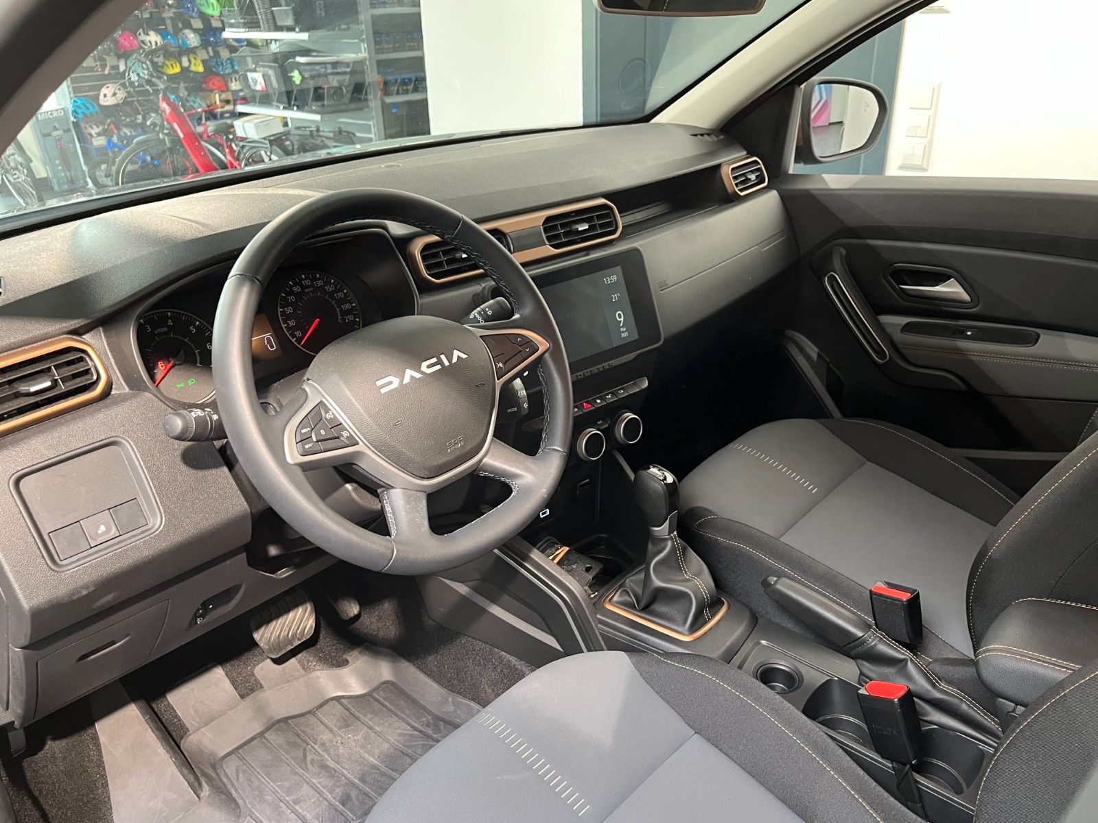 Dacia Duster Extreme Tce 150 - Samsaru's Car Outlet