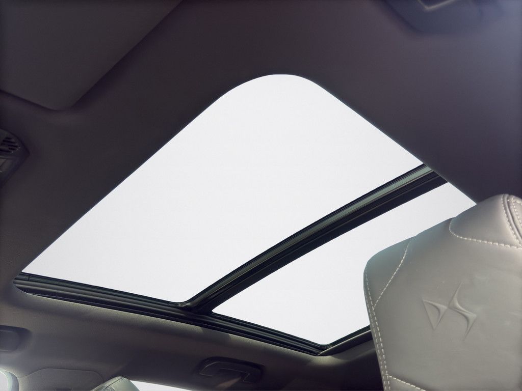 DS Automobiles DS 7 BlueHDI 130 Aut. OPERA LEDER Panoramadach