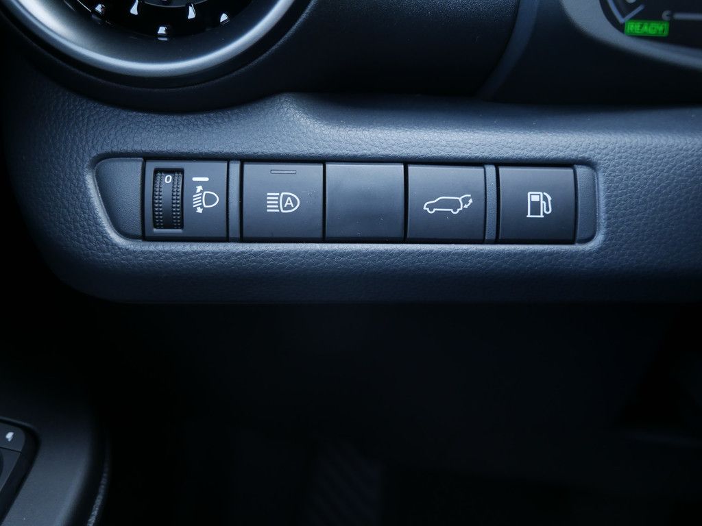 Toyota C-HR 1.8 Hybrid - Samsaru's Car Outlet