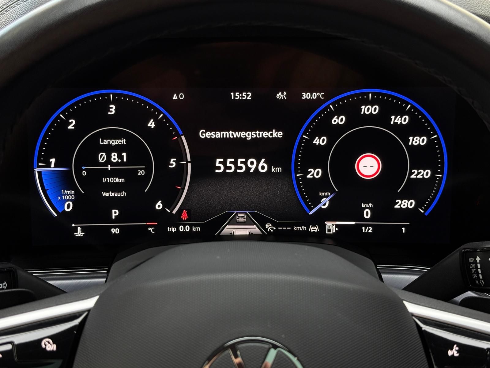Volkswagen Touareg 3.0 TDI 4M R-Line Pano*HuD*StHzg*Massage