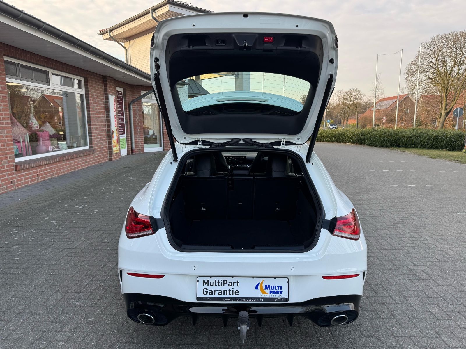 Mercedes-Benz CLA 35 AMG 4M - Samsaru's Car Outlet