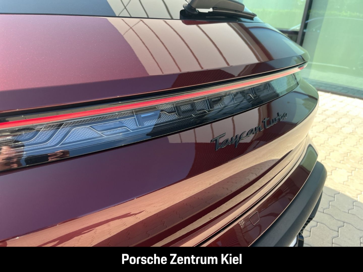 Porsche Taycan Turbo Cross Turismo BOSE LED-Matrix