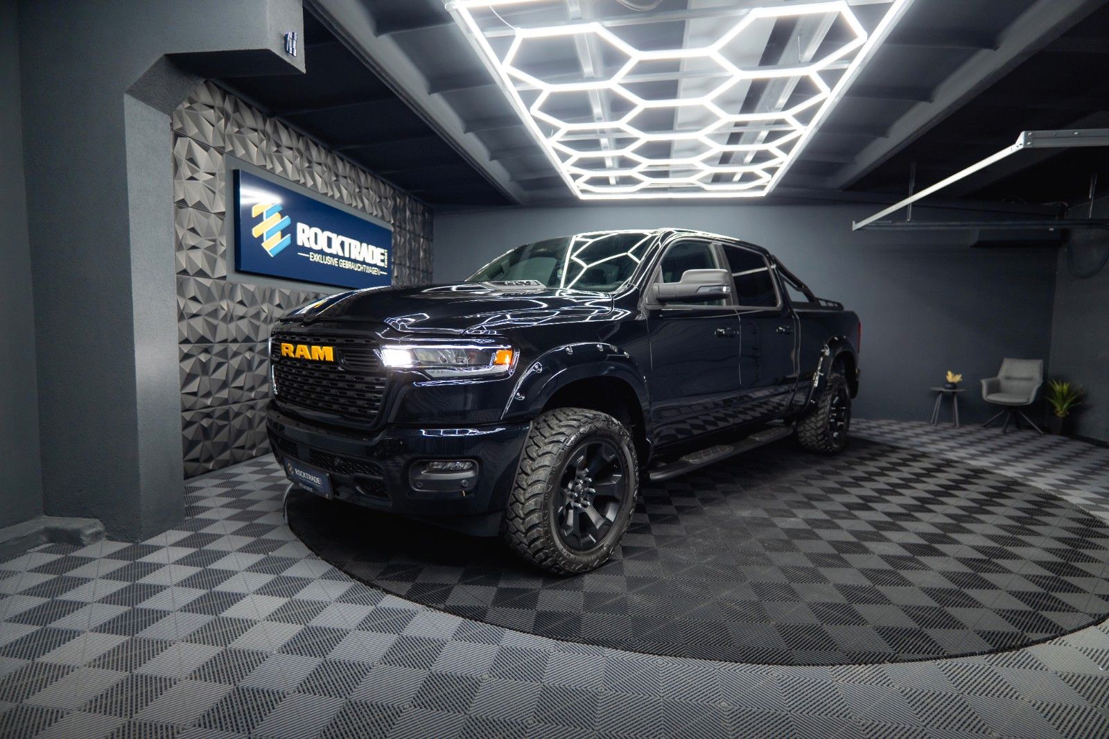 Dodge RAM 3.0 MY 25 TWIN TURBO Offroad Night ACC 19%