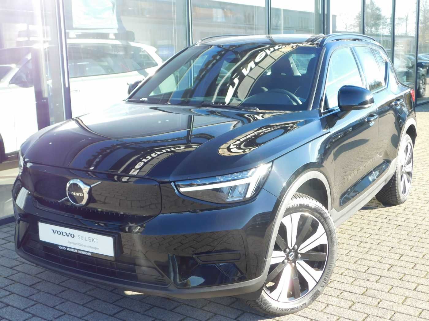 Volvo XC40 Recharge Twin Motor AWD Plus 'AHK, GJR'