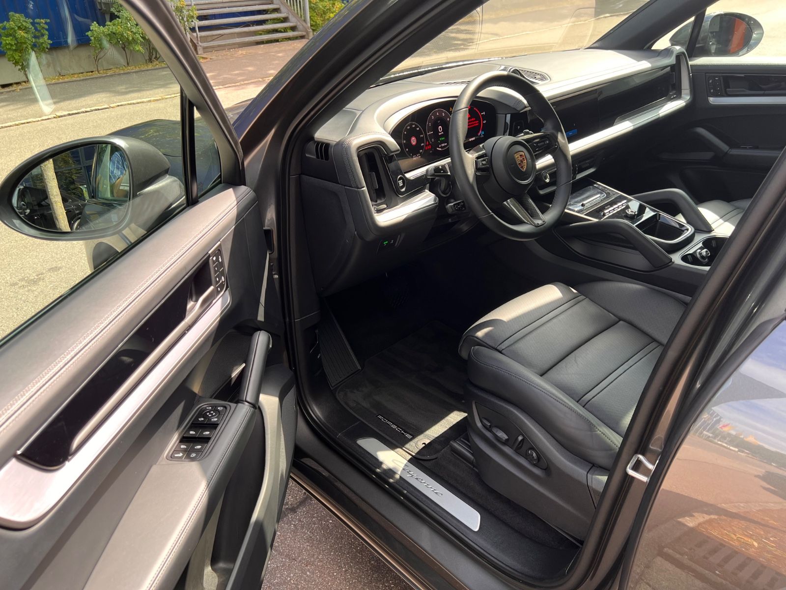 Porsche Cayenne Coupe E-Hyb. #SPORTDESIGN! 22"EXCLUSIVE!